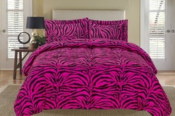 COOL KIDS ROOMS Zebra Pink and Black Down Alternative Comforter Set Full/Queen