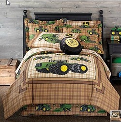 COOL KIDS ROOMS John Deere Tractor Boys Queen Comforter & Sheet Set (5 Piece Bedding) 