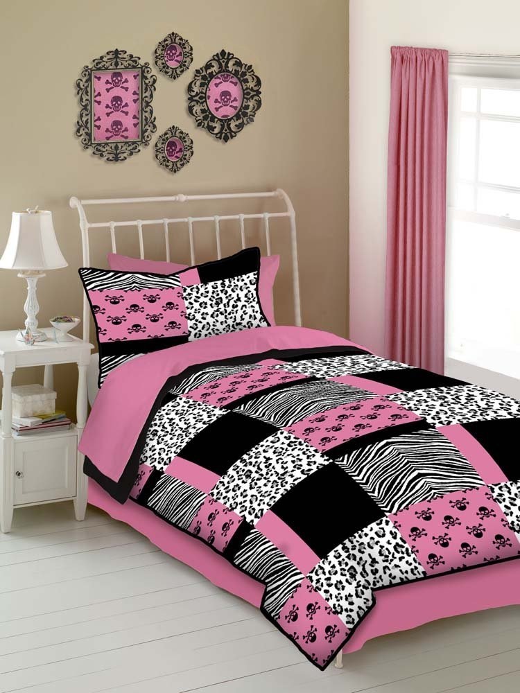COOL KIDS ROOMS Pink Skulls Twin Size 3-Piece Comforter Set